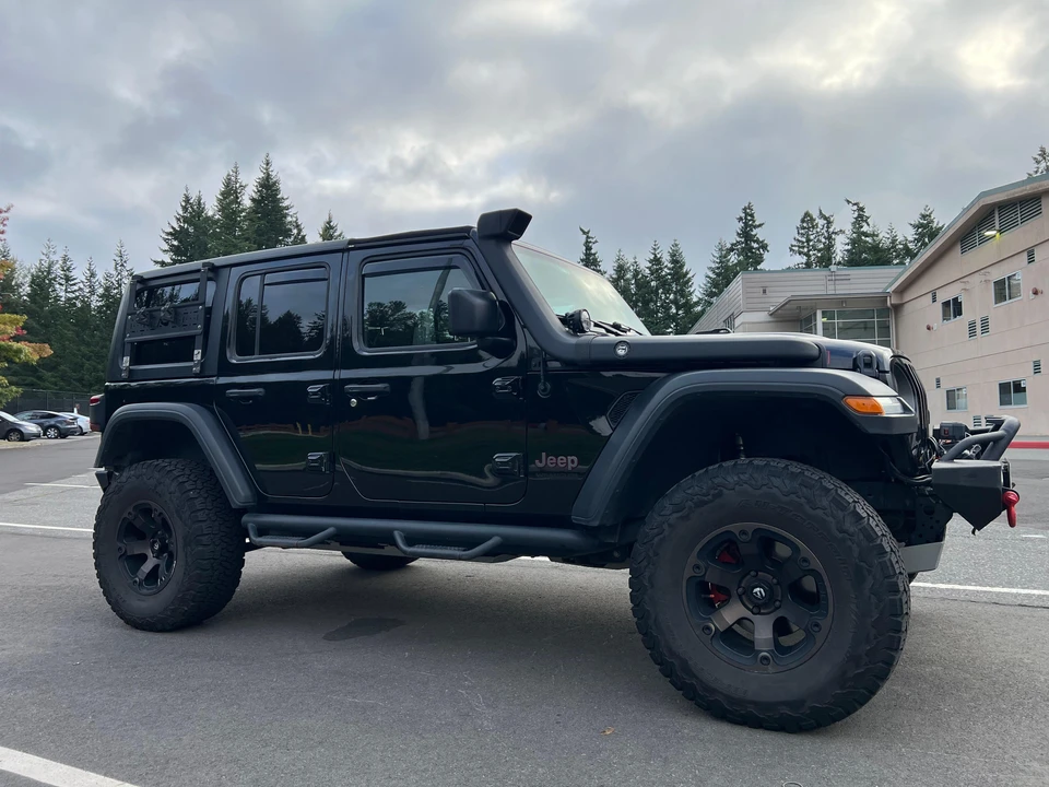 2020 Jeep JL Wrangler - Image 10 of 31