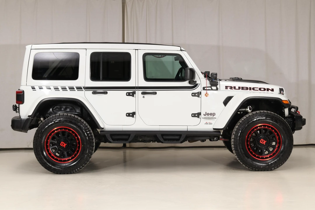 2020 Jeep JL Wrangler - Image 3 of 5