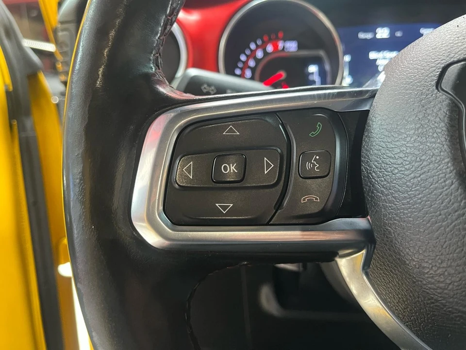 2020 Jeep JL Wrangler - Image 15 of 31