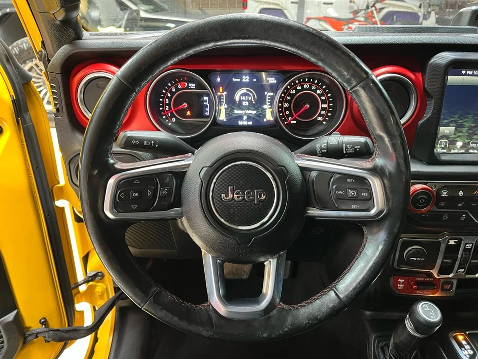 2020 Jeep JL Wrangler - Image 12 of 31