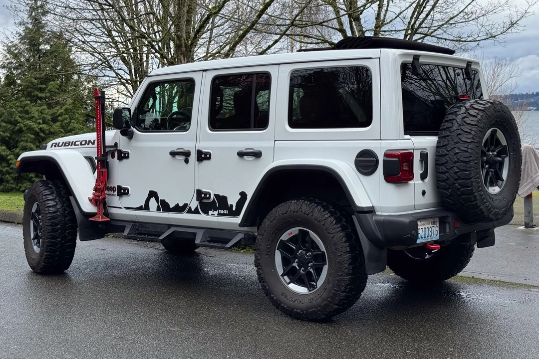 2020 Jeep JL Wrangler - Image 4 of 31