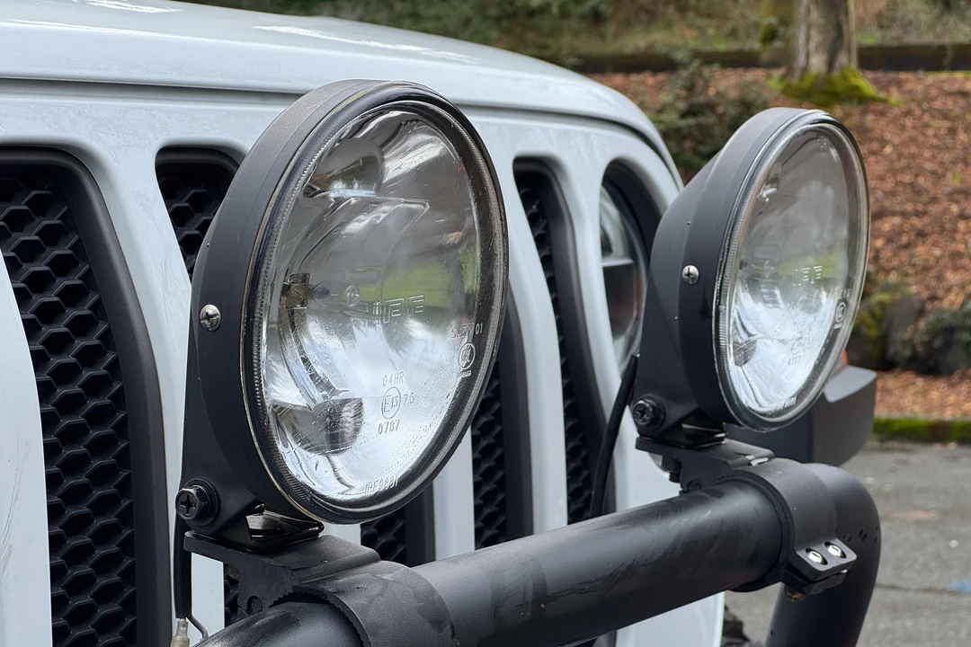 2020 Jeep JL Wrangler - Image 24 of 31