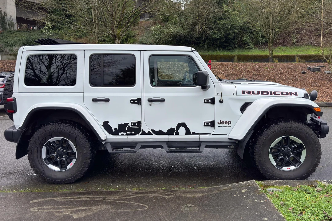 2020 Jeep JL Wrangler - Image 3 of 31