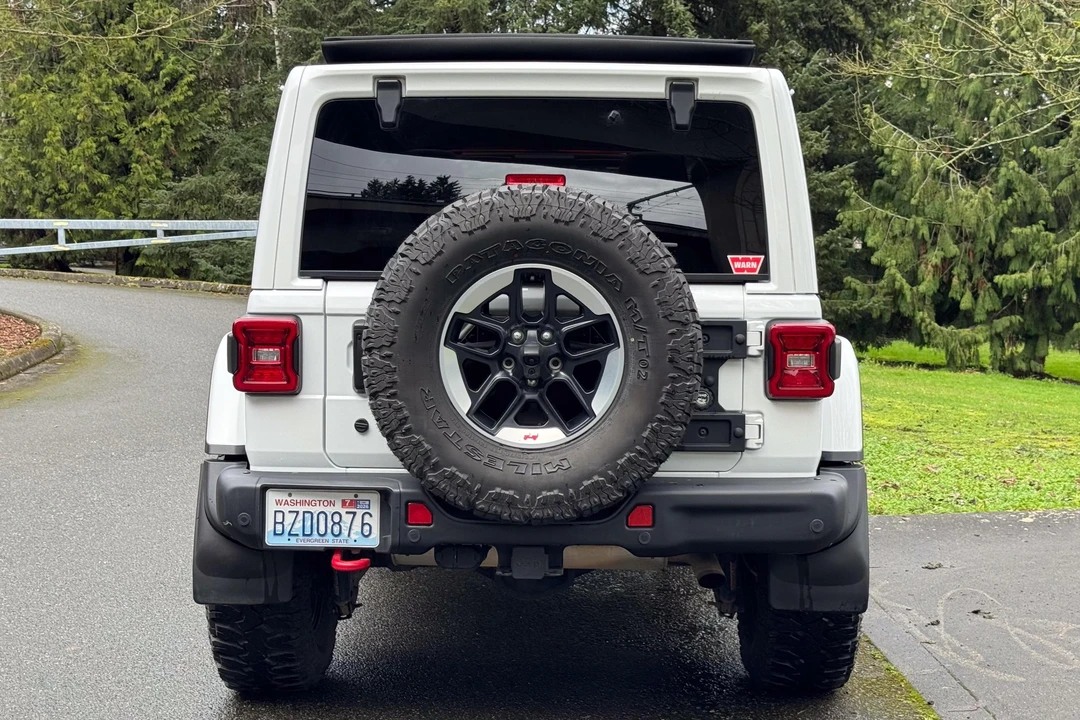 2020 Jeep JL Wrangler - Image 5 of 31