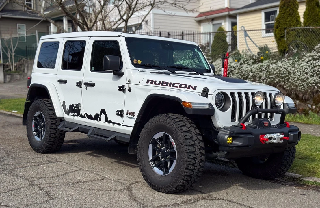 2020 Jeep JL Wrangler - Image 9 of 31