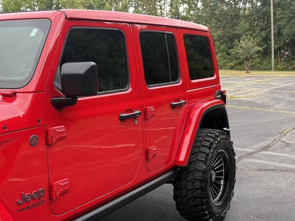 2020 Jeep JL Wrangler - Image 11 of 20
