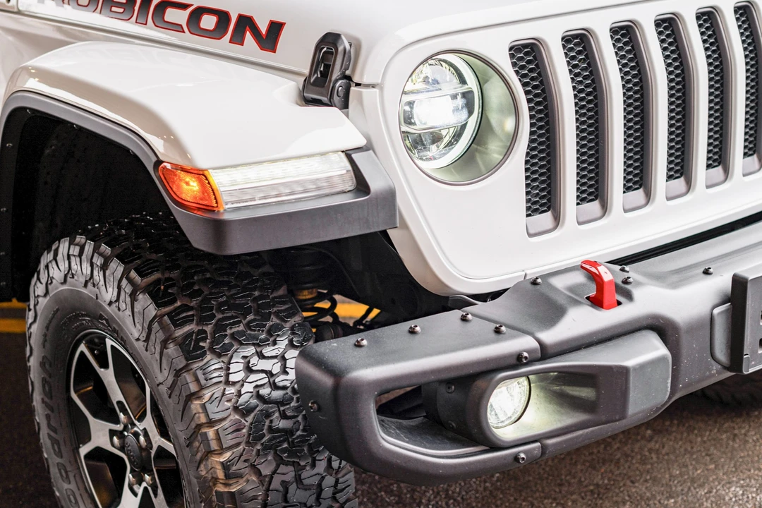 2020 Jeep JL Wrangler - Image 13 of 31