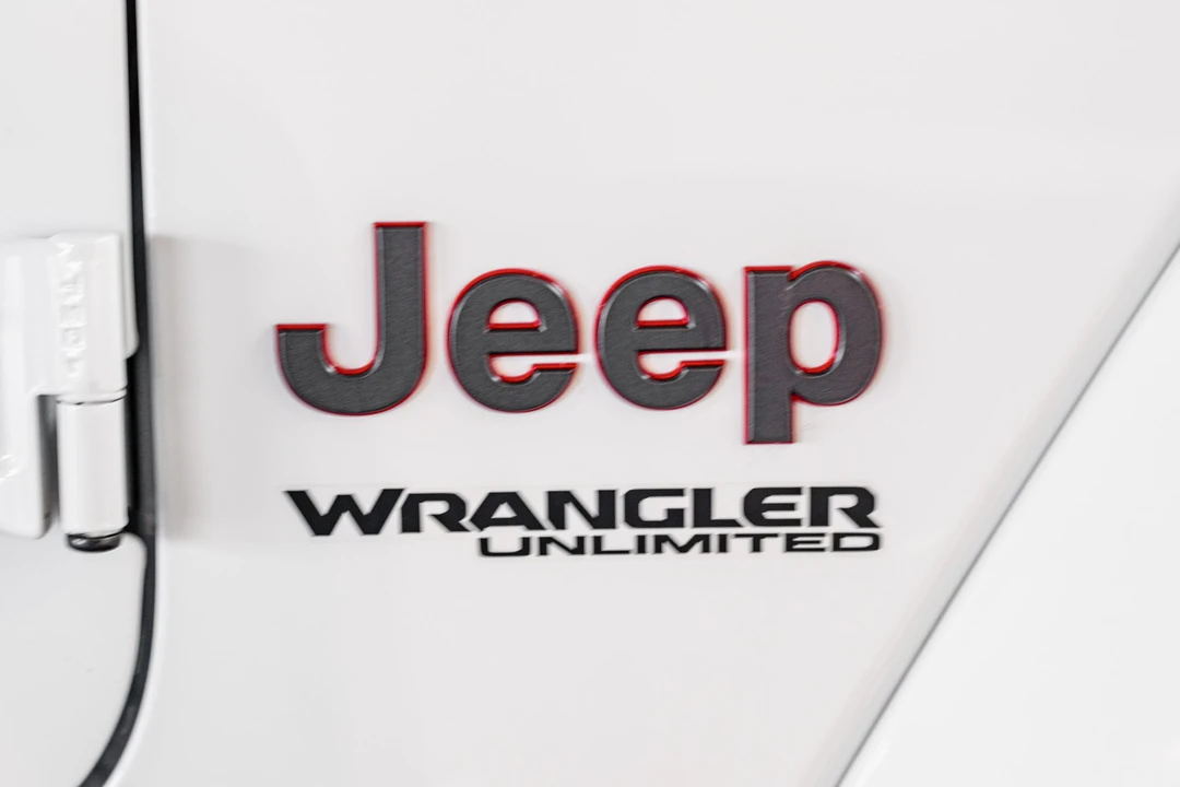 2020 Jeep JL Wrangler - Image 29 of 31