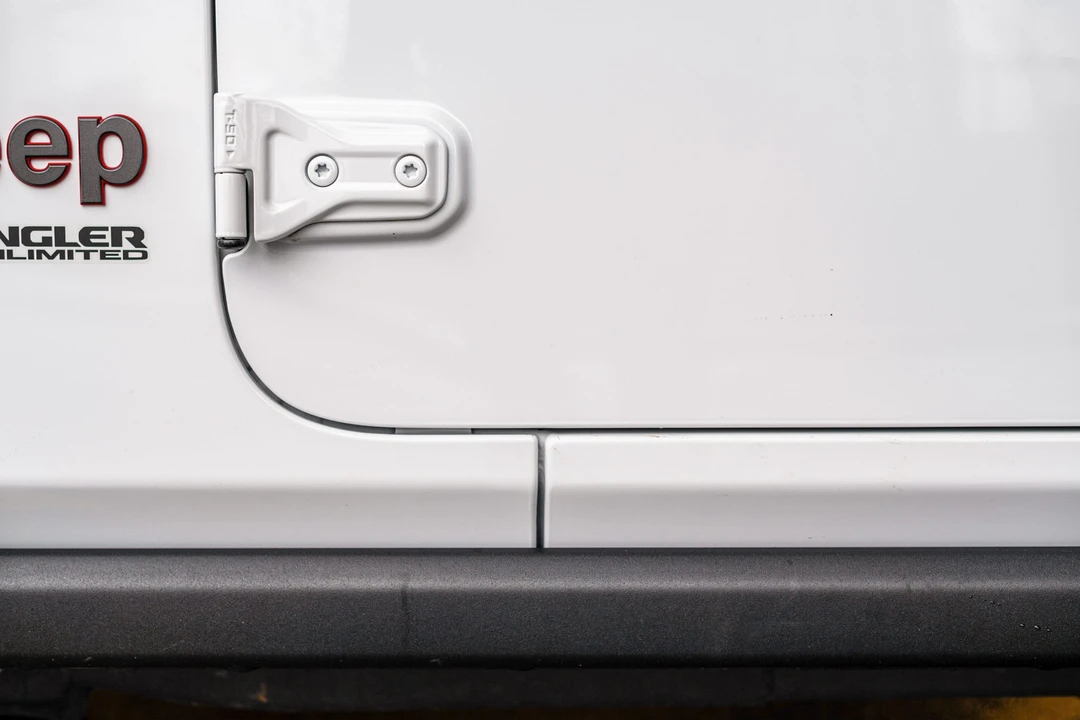 2020 Jeep JL Wrangler - Image 28 of 31