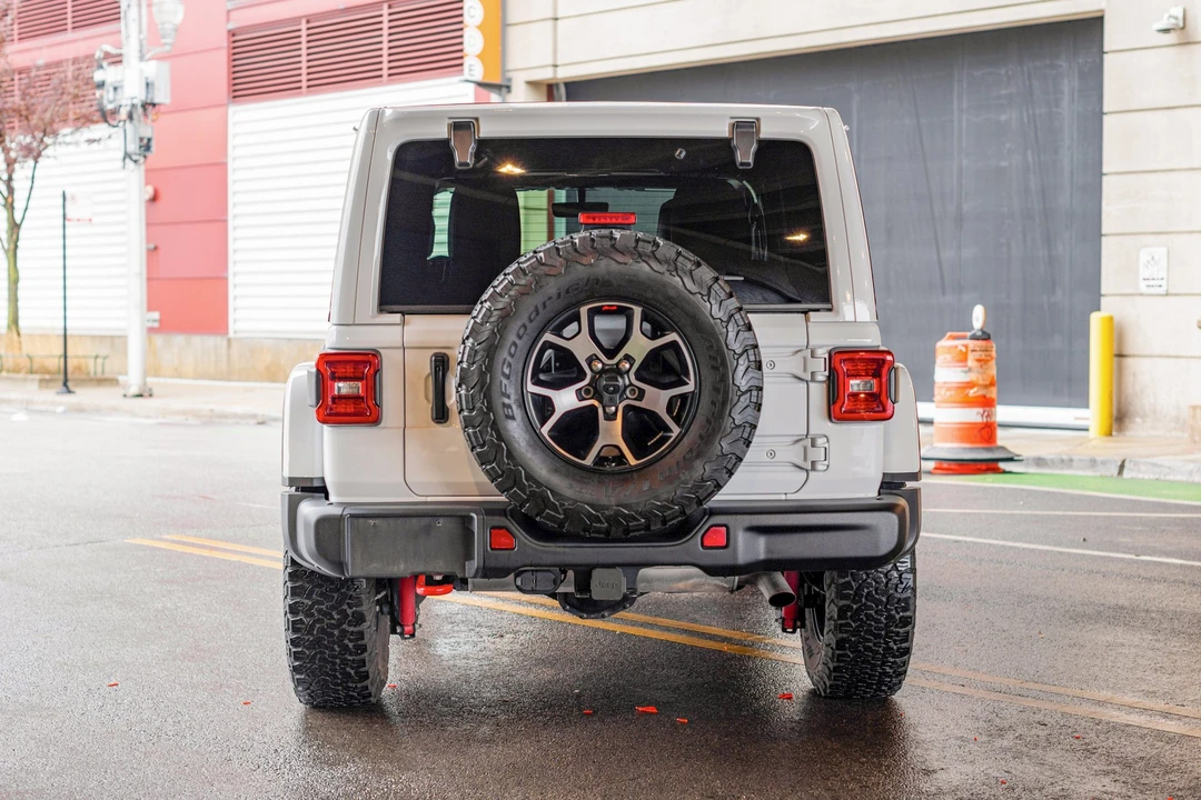 2020 Jeep JL Wrangler - Image 7 of 31