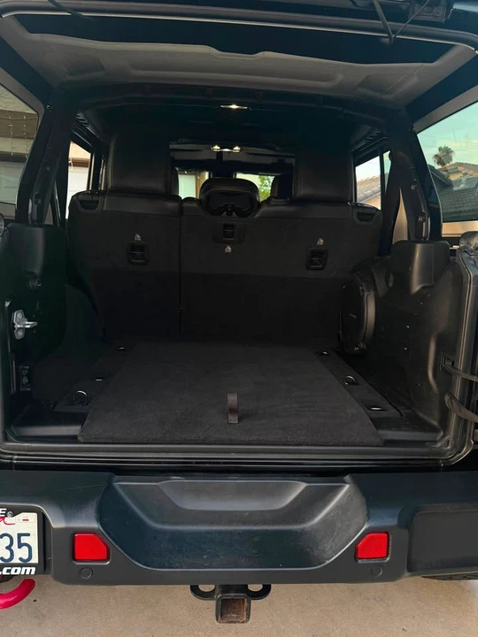 2020 Jeep JL Wrangler - Image 16 of 16