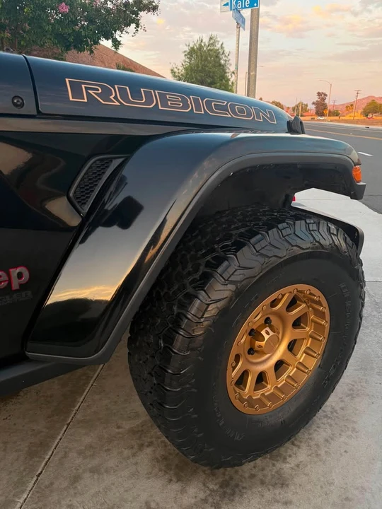 2020 Jeep JL Wrangler - Image 14 of 16