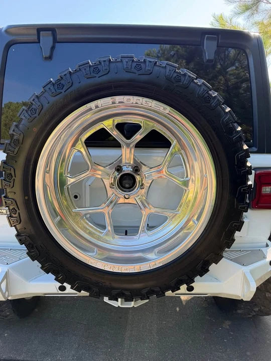 2020 Jeep JL Wrangler - Image 5 of 14