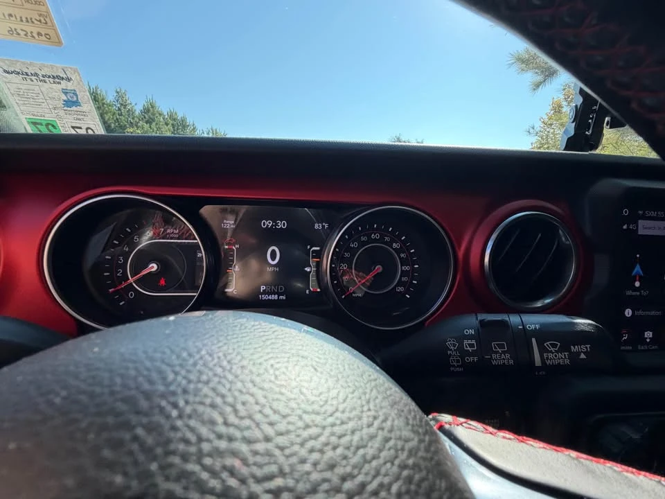 2020 Jeep JL Wrangler - Image 13 of 14