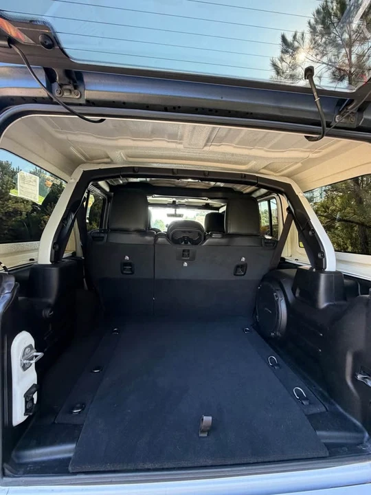 2020 Jeep JL Wrangler - Image 10 of 14