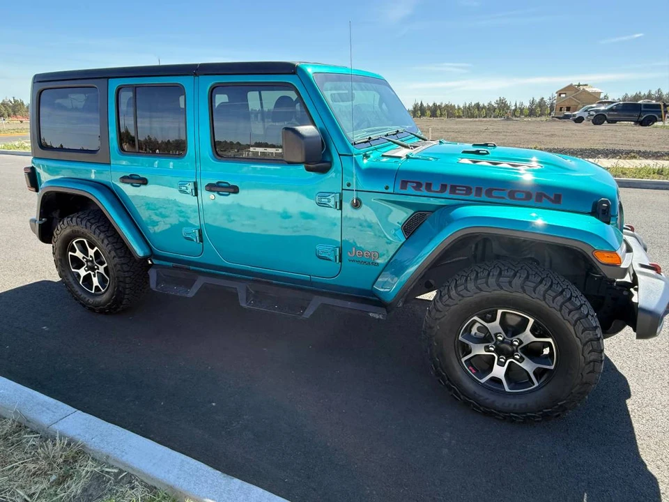 2020 Jeep JL Wrangler - Image 9 of 23