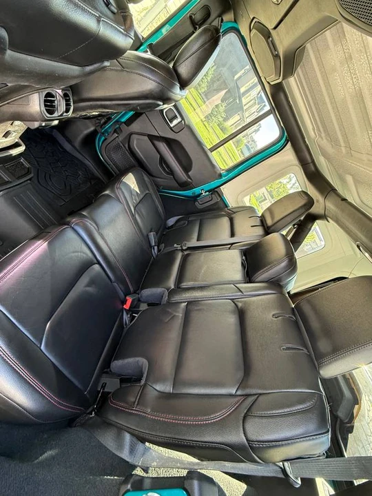 2020 Jeep JL Wrangler - Image 21 of 23