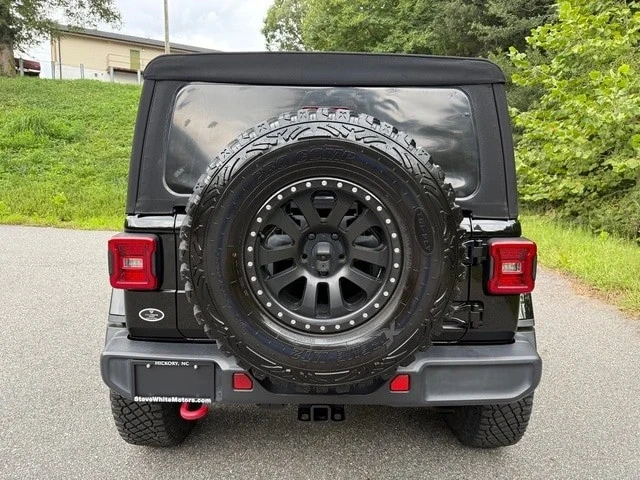 2020 Jeep JL Wrangler - Image 8 of 12