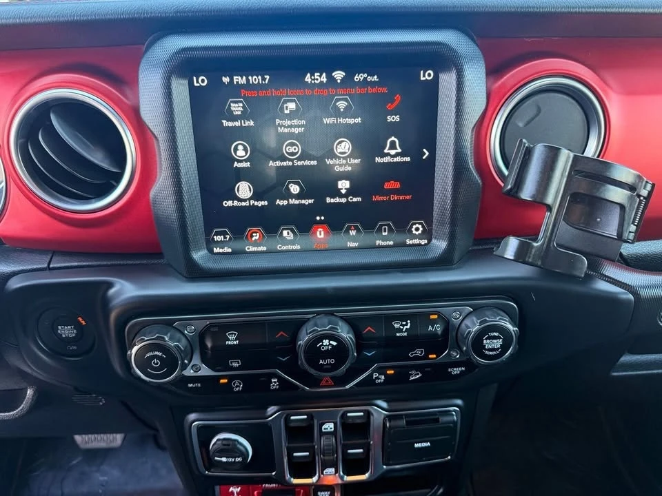 2020 Jeep Wrangler - Image 14 of 20