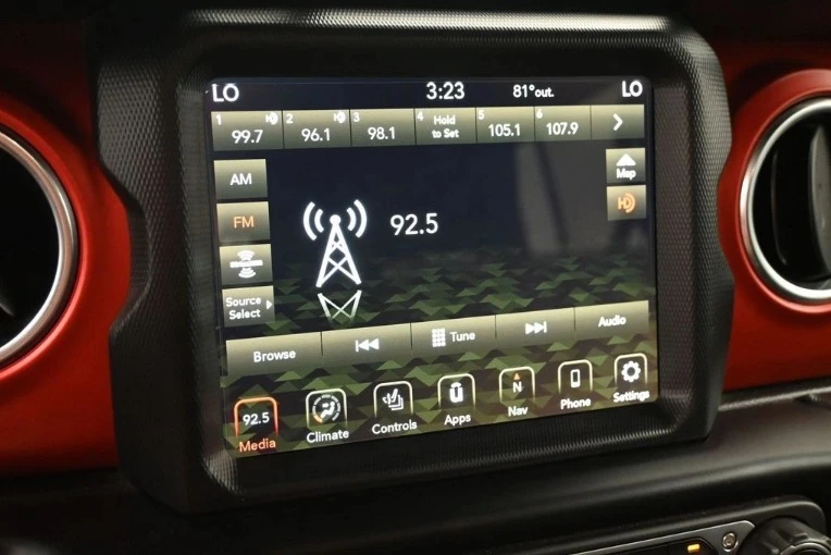 2020 Jeep JL Wrangler - Image 6 of 14