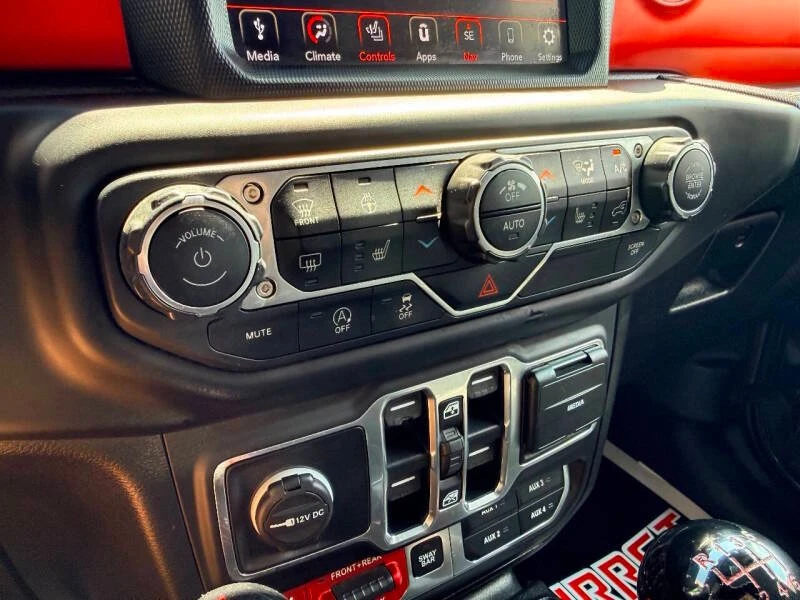 2020 Jeep JL Wrangler - Image 15 of 19