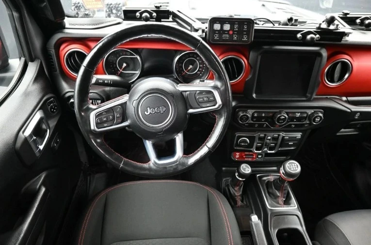 2020 Jeep JL Wrangler - Image 2 of 14