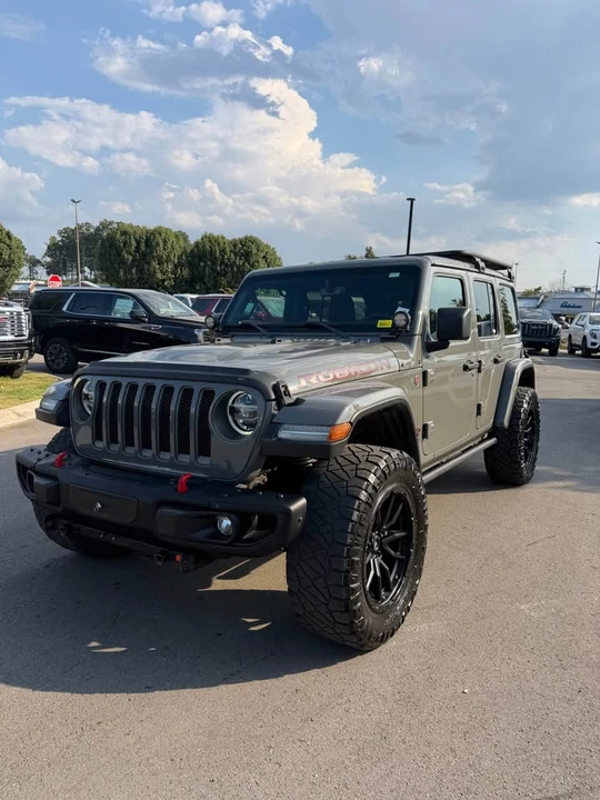 2020 Jeep JL Wrangler - Image 4 of 17