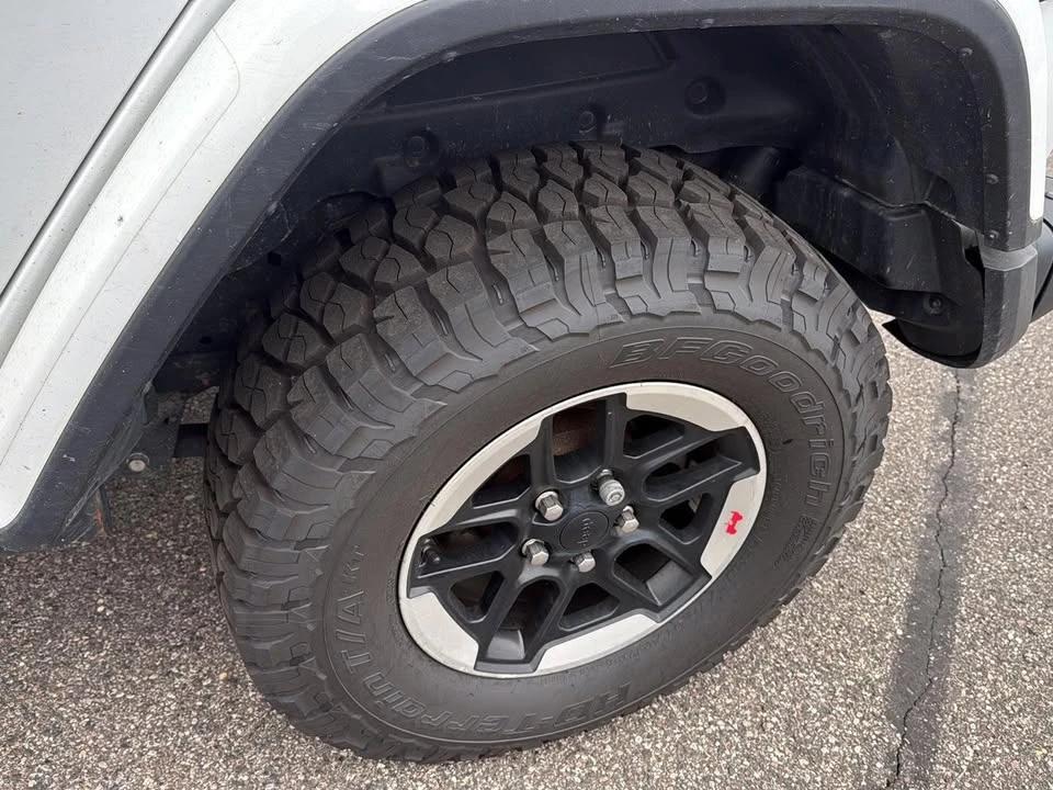 2020 Jeep JL Wrangler - Image 10 of 17
