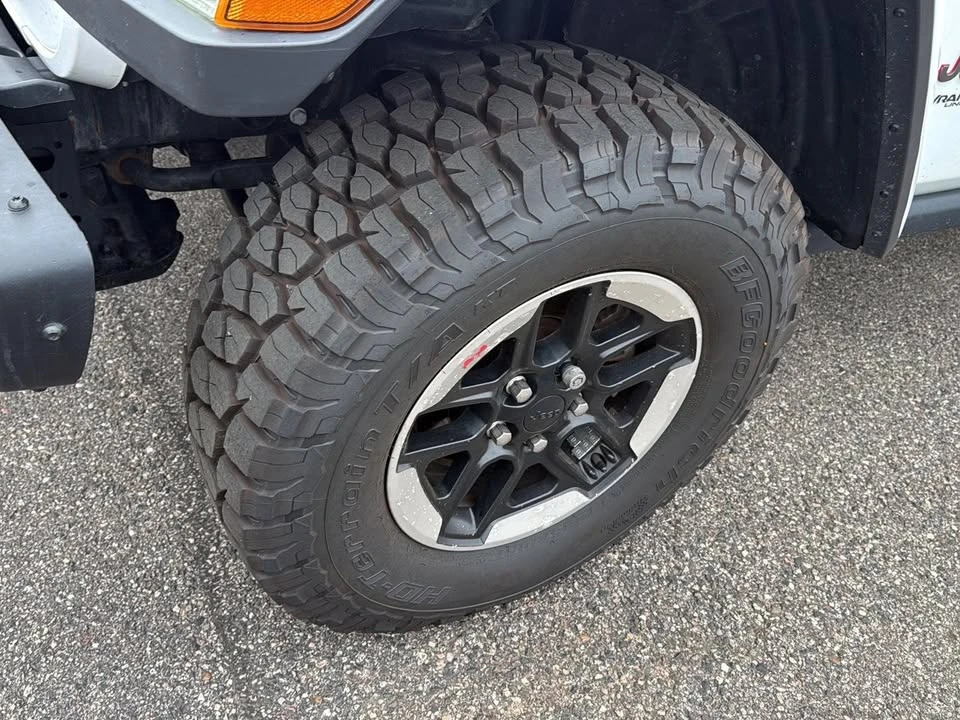 2020 Jeep JL Wrangler - Image 9 of 17