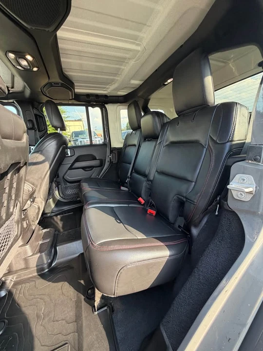 2020 Jeep JL Wrangler - Image 11 of 17