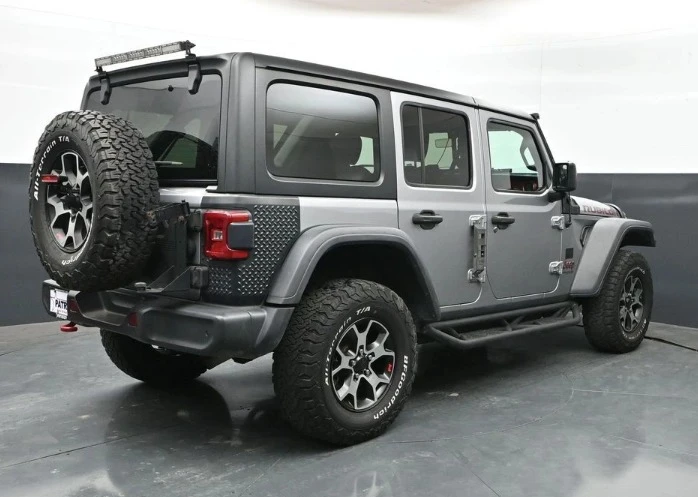 2020 Jeep JL Wrangler - Image 11 of 14