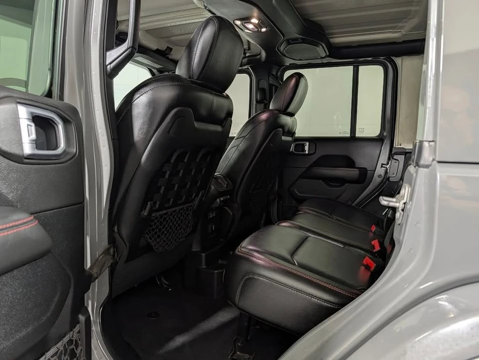 2020 Jeep JL Wrangler - Image 13 of 20