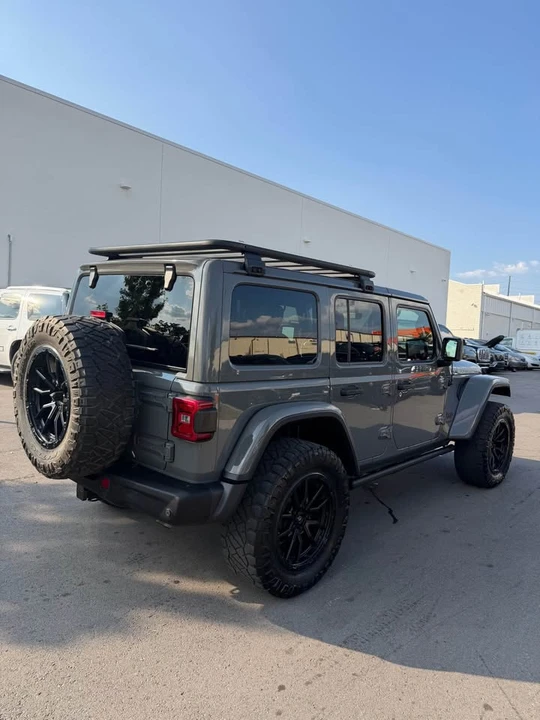 2020 Jeep JL Wrangler - Image 8 of 17