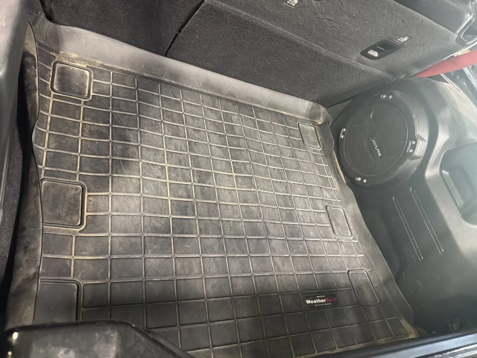 2020 Jeep JL Wrangler - Image 6 of 10