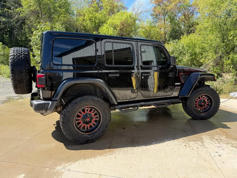 2020 Jeep JL Wrangler - Image 3 of 10