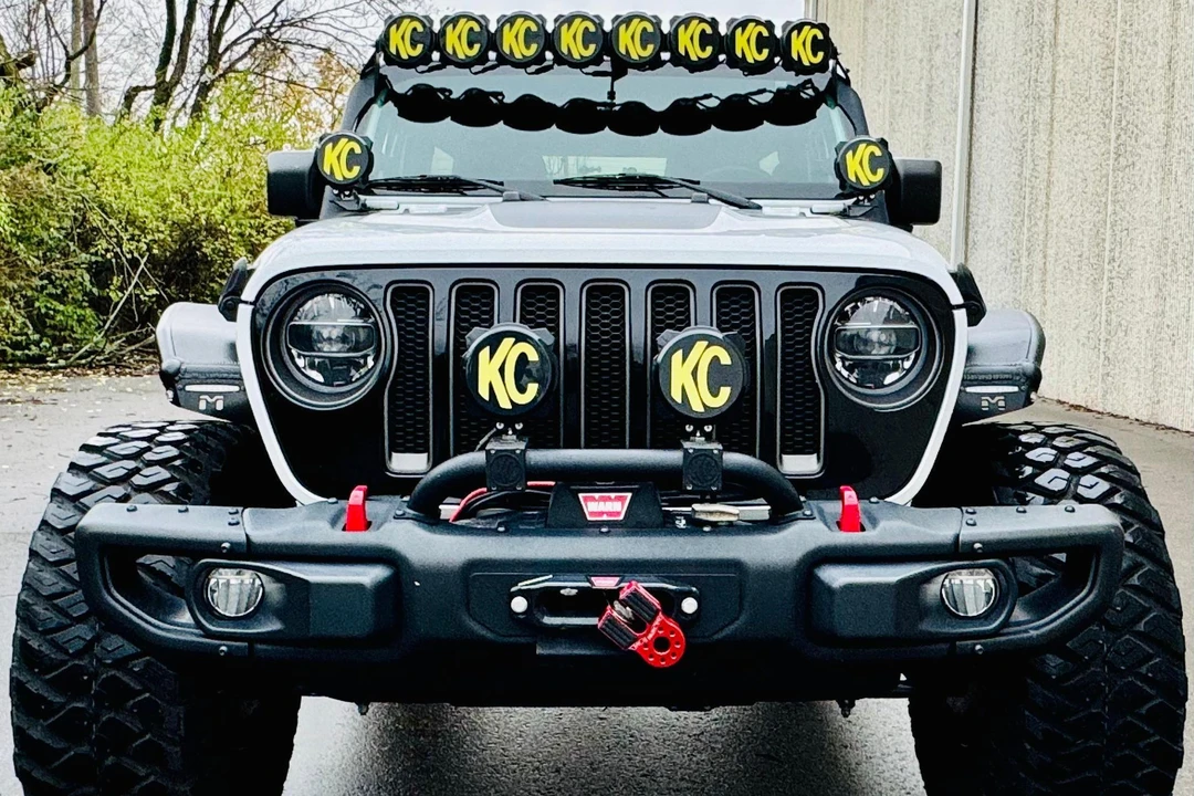 2020 Jeep JL Wrangler - Image 2 of 30