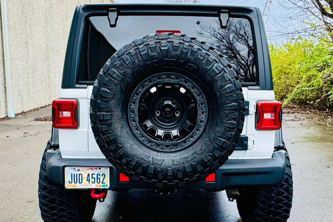 2020 Jeep JL Wrangler - Image 5 of 30