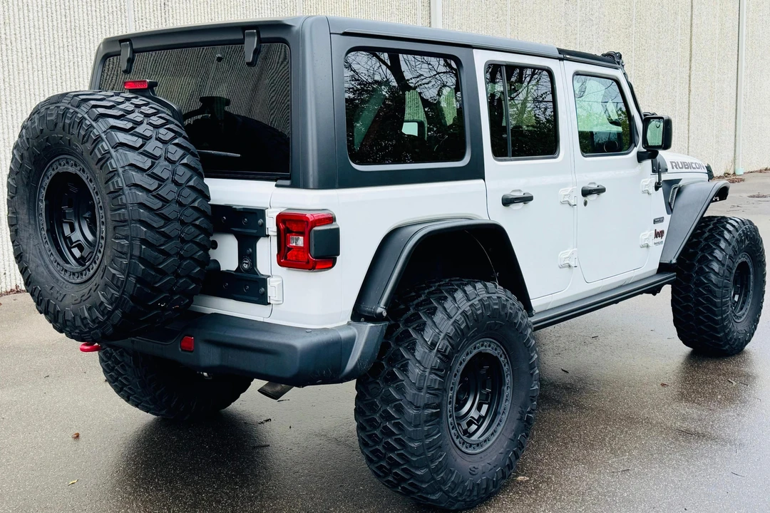 2020 Jeep JL Wrangler - Image 4 of 30