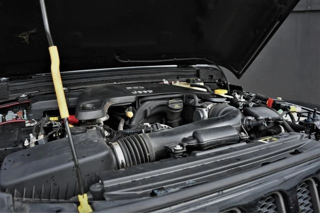2020 Jeep JL Wrangler - Image 20 of 21