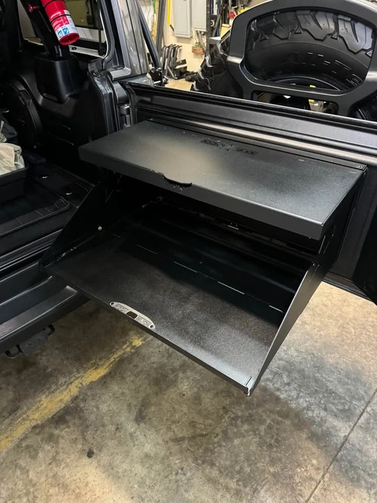 2020 Jeep JL Wrangler - Image 17 of 20