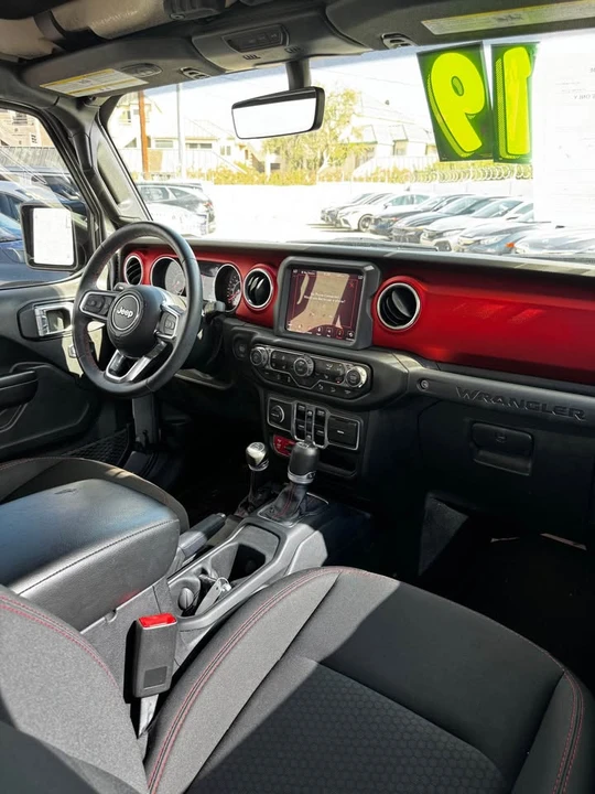2020 Jeep JL Wrangler - Image 11 of 12