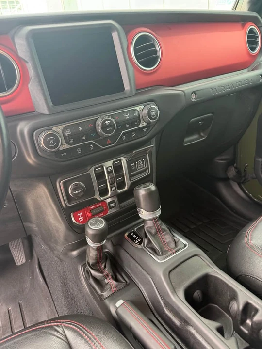 2020 Jeep JL Wrangler - Image 6 of 8
