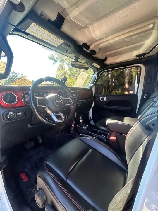 2020 Jeep JL Wrangler - Image 4 of 7