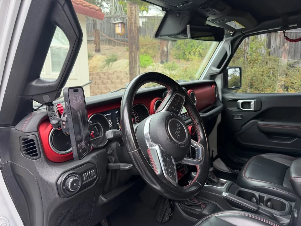 2020 Jeep JL Wrangler - Image 4 of 20