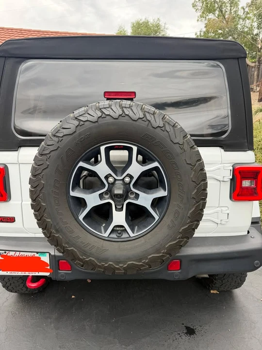 2020 Jeep JL Wrangler - Image 14 of 20