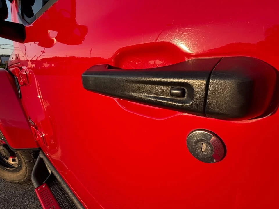 2020 Jeep JL Wrangler - Image 8 of 15