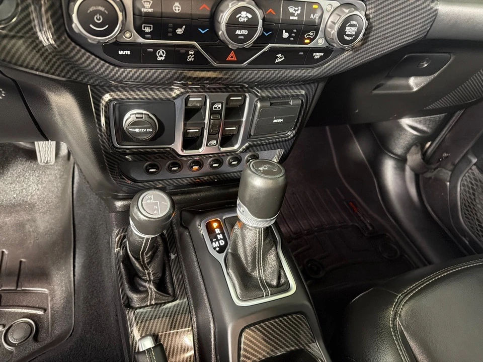 2020 Jeep JL Wrangler - Image 18 of 27