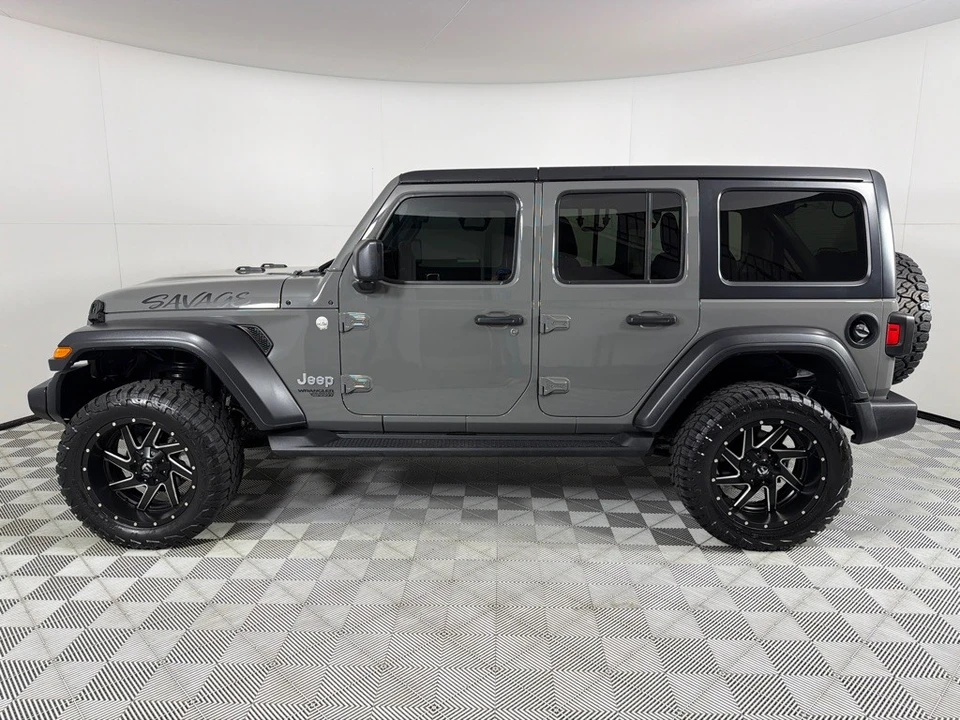 2020 Jeep JL Wrangler - Image 8 of 21