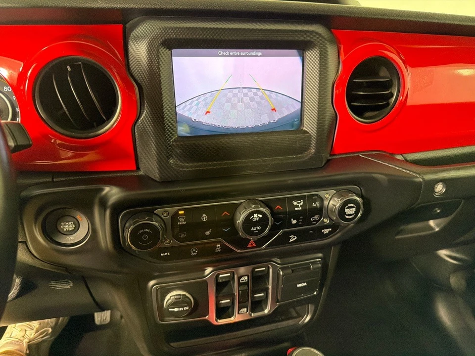 2020 Jeep JL Wrangler - Image 18 of 21