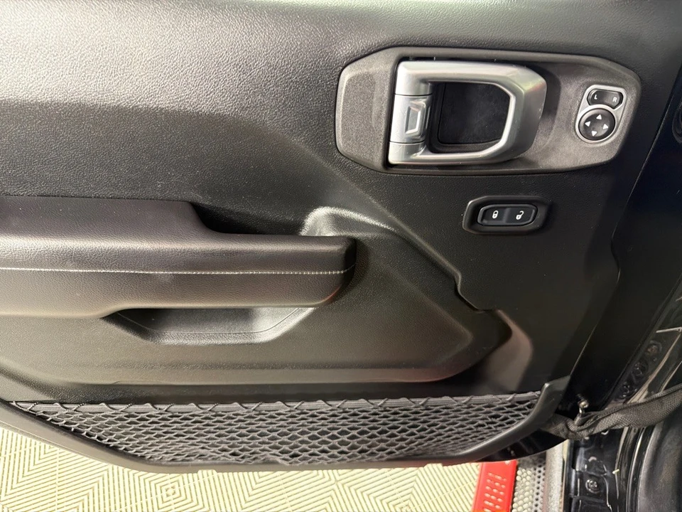 2020 Jeep JL Wrangler - Image 11 of 21